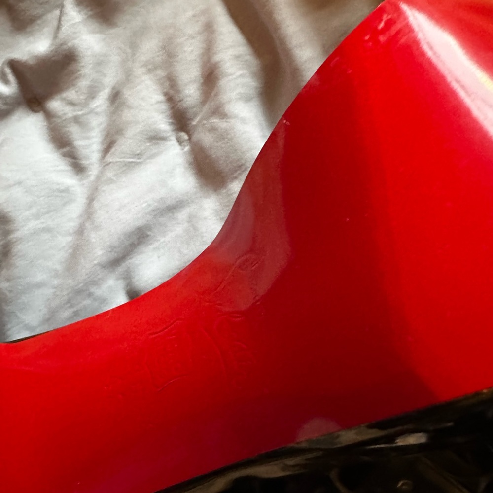 Beautiful Red Bottoms - Picture 4 of 9